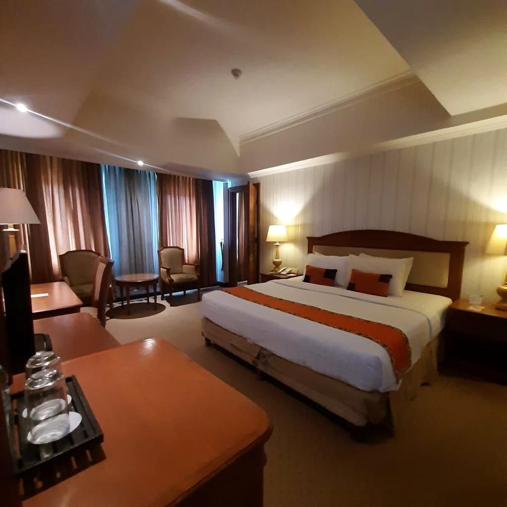 Kamar Grand Elty Singgasana