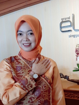 Staf Grand Elty Singgasana